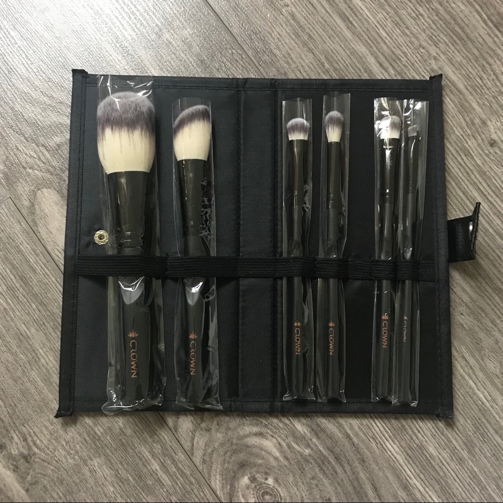 NWT Crown Brush 6 Piece Brush Set (Black+RoseGold)